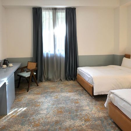 Castor & Pollux Hotel Τυφλίδα Εξωτερικό φωτογραφία