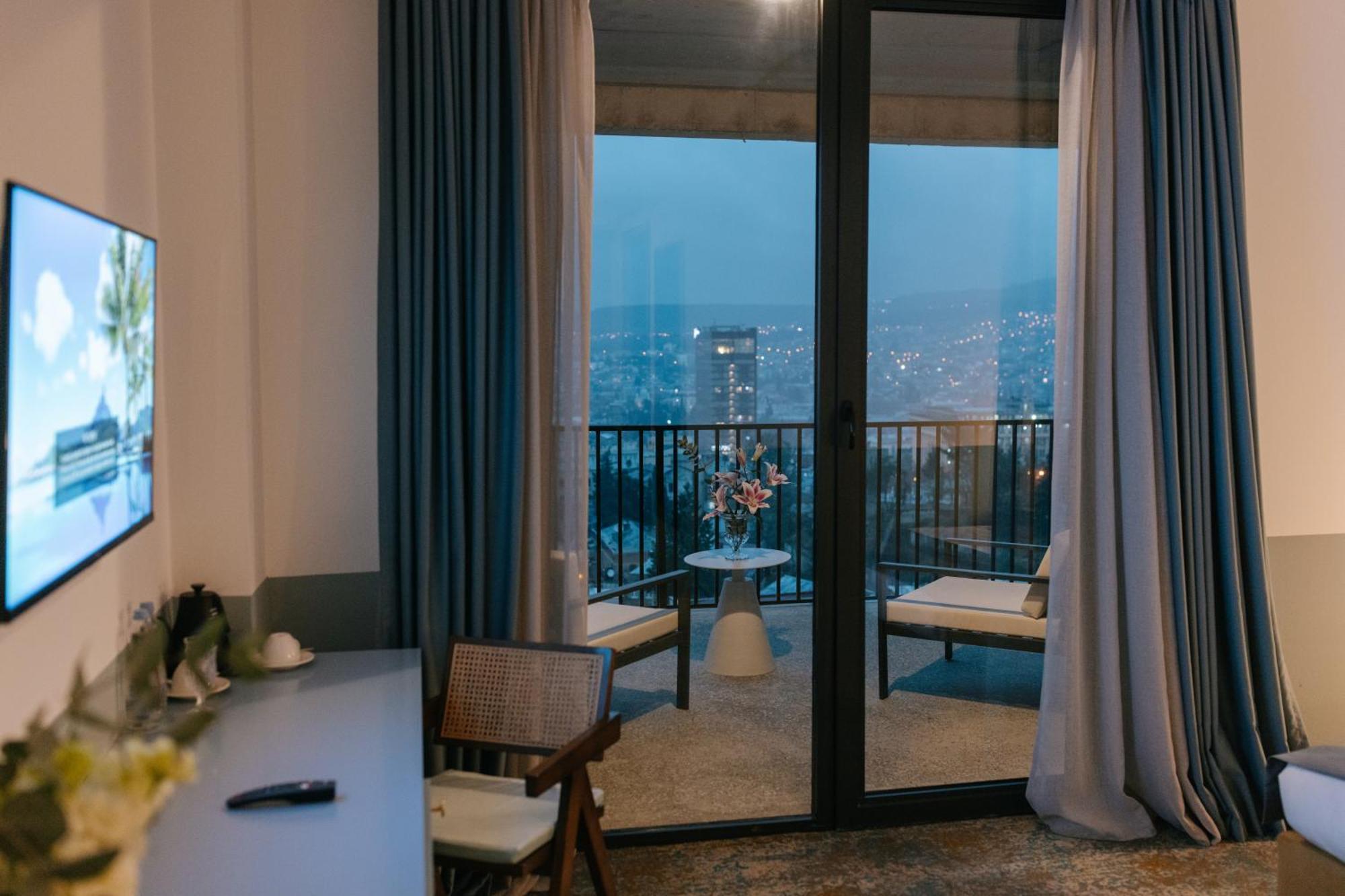 Castor & Pollux Hotel Τυφλίδα Εξωτερικό φωτογραφία