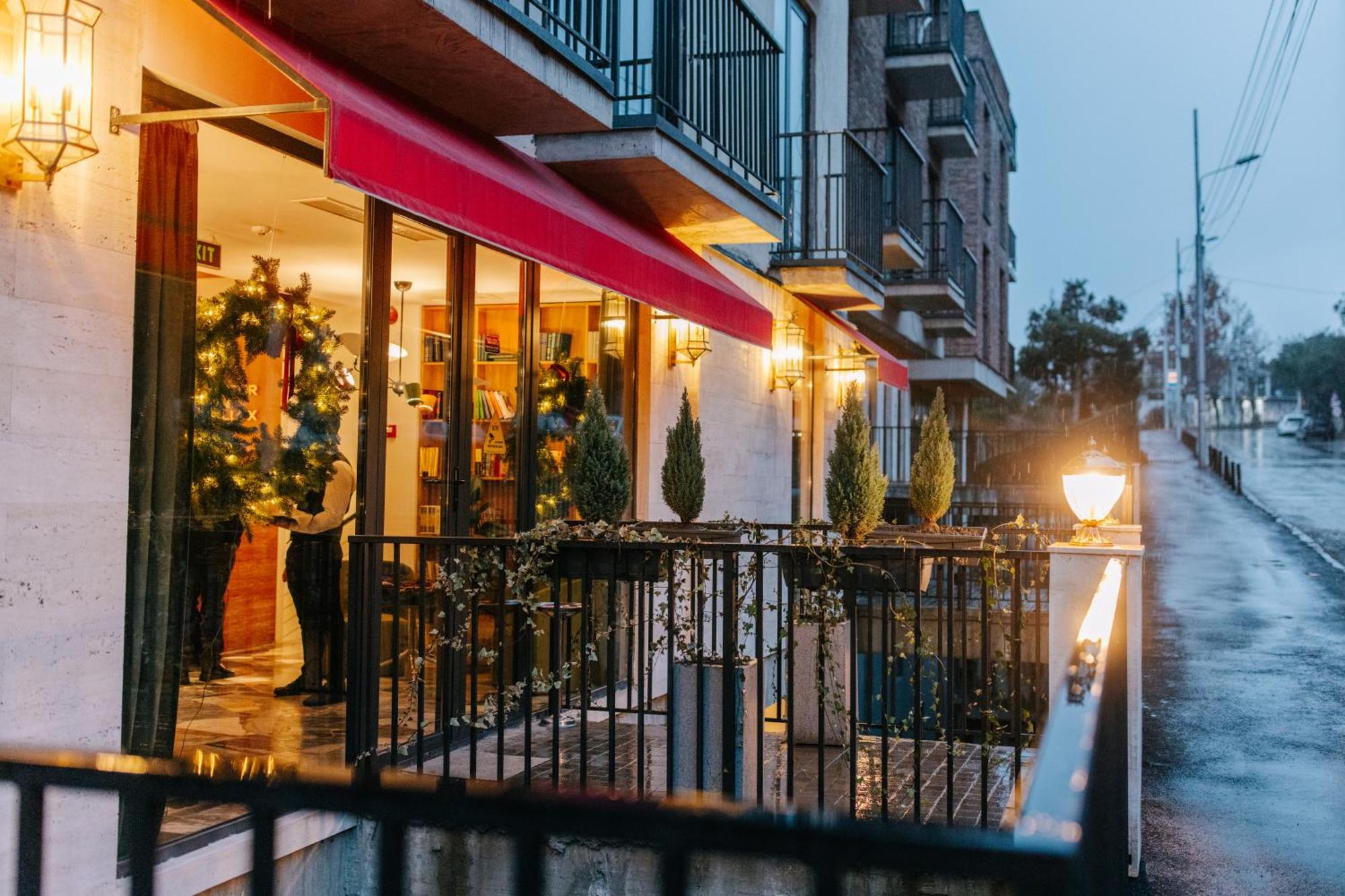Castor & Pollux Hotel Τυφλίδα Εξωτερικό φωτογραφία