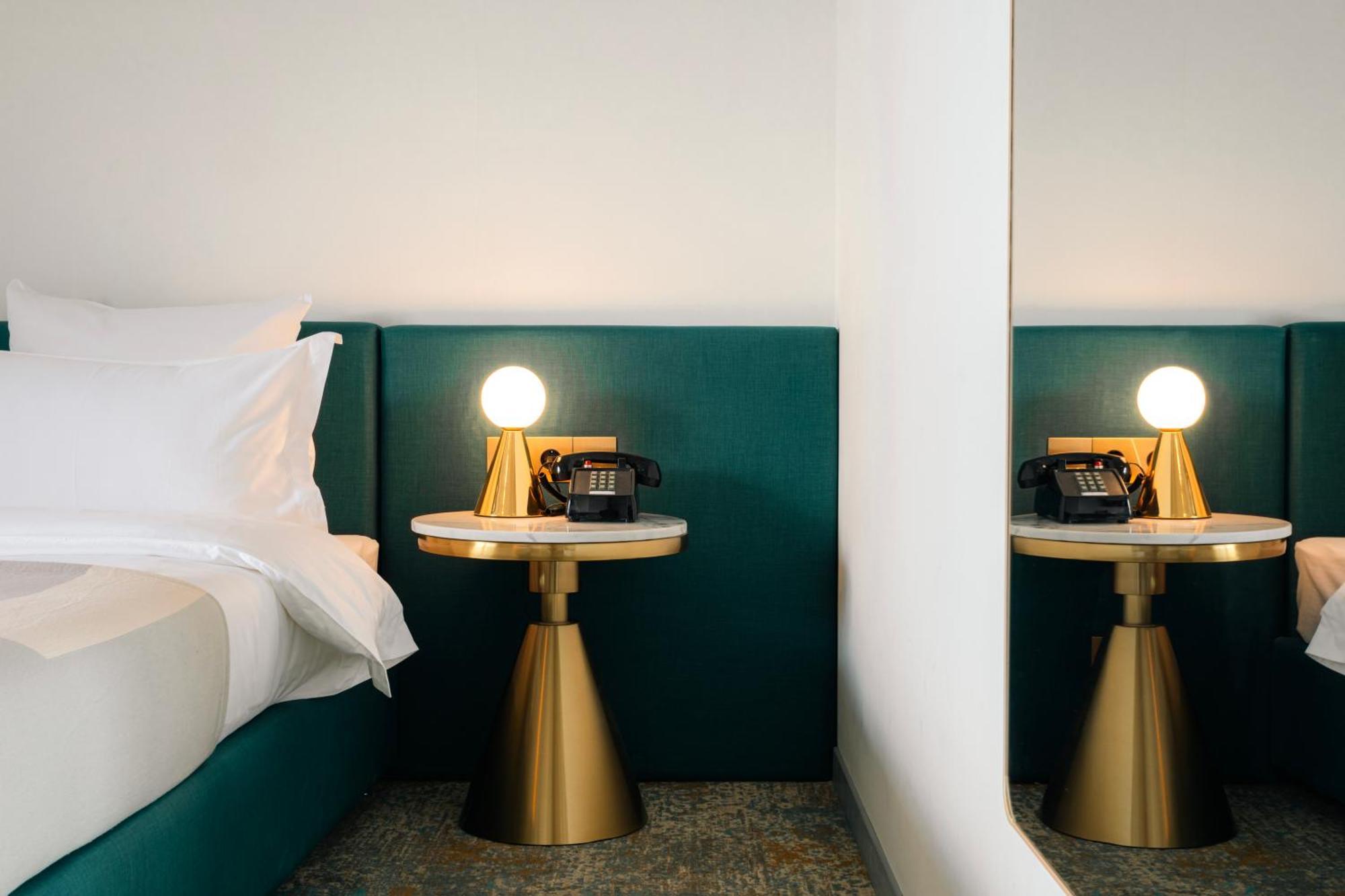 Castor & Pollux Hotel Τυφλίδα Εξωτερικό φωτογραφία
